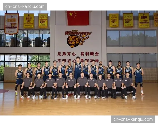 【2026年4月CBA联赛肋部渗透与纵深突破分析·非赛事·产业CBA官方旗舰店数据显示，4月球星同款突破型篮球鞋销量环比上升