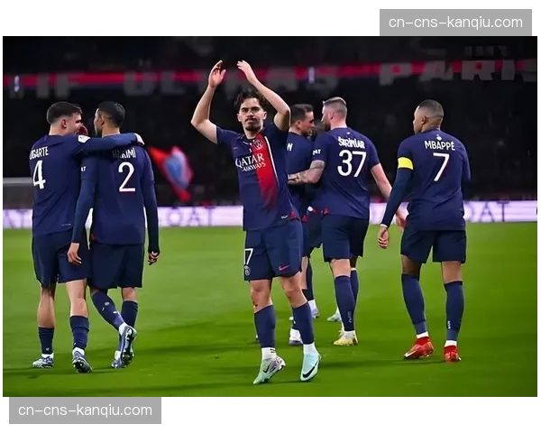 巴黎vs里昂关键战伤病报告：主队损一将，客队残阵出战